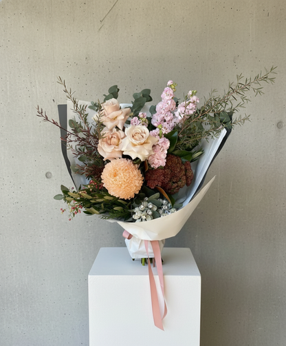 Soft thoughts | Mix soft pastel bold blooms