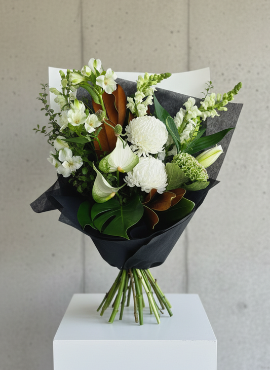 White Chic | Coolum Florist | Elsie and Oak