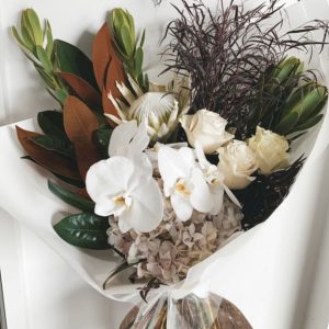 White Fresh Flowers | Same Day Flower Delivery | Coolum Florist