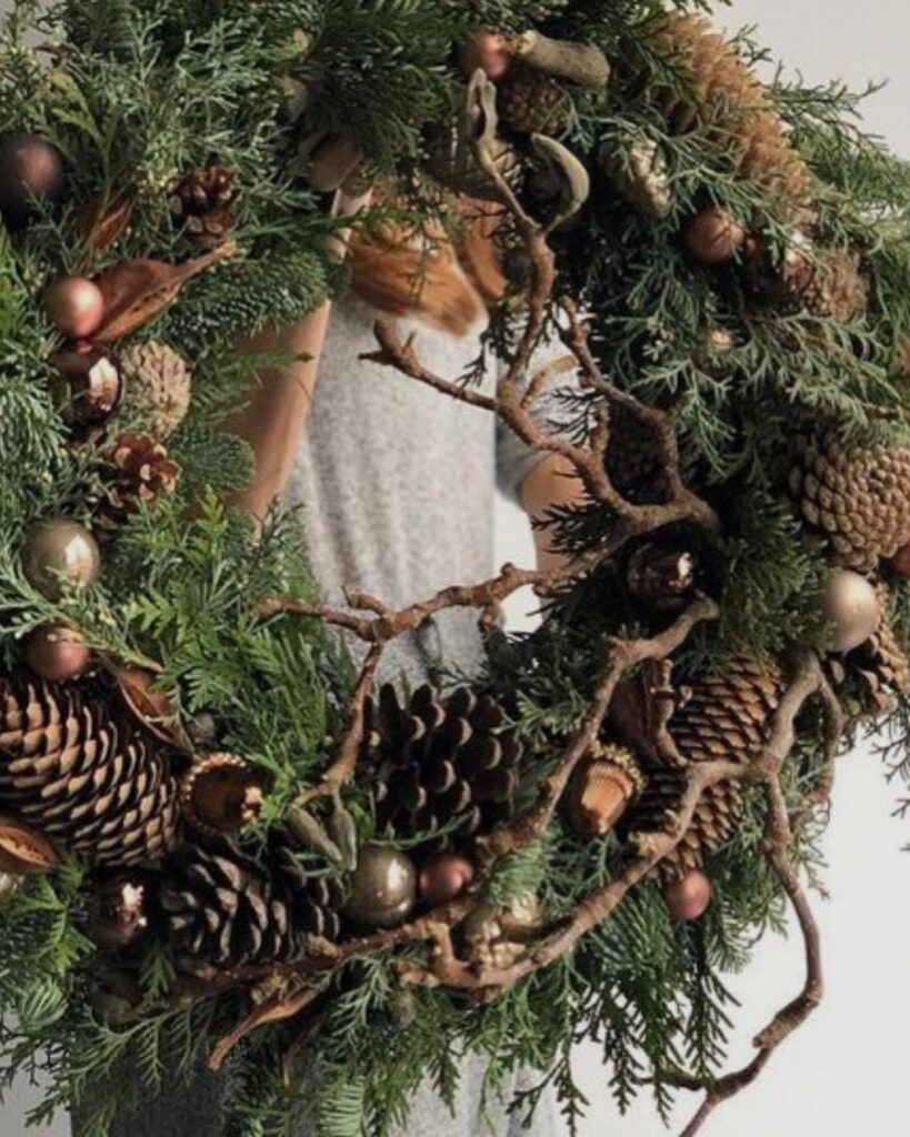 Christmas Wreath Workshop | Dried Flowers Wreath | Coolum Florist | Same Day Flower Delivery